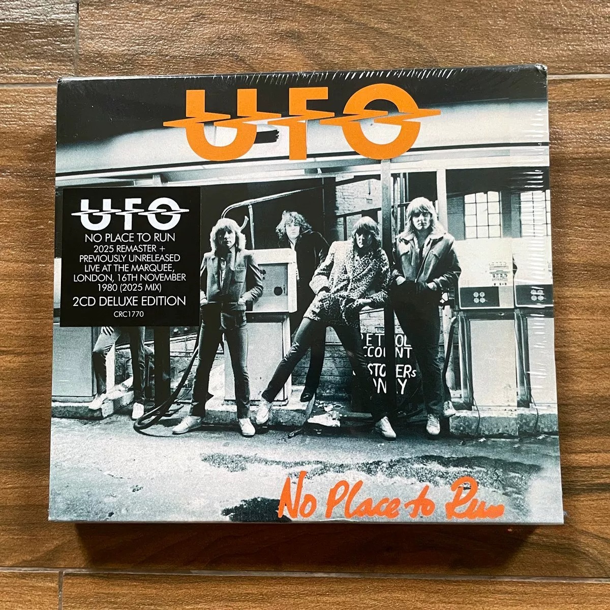 UFO No Place To Run 2025 Remas - Audio Music Live recensie en prijs